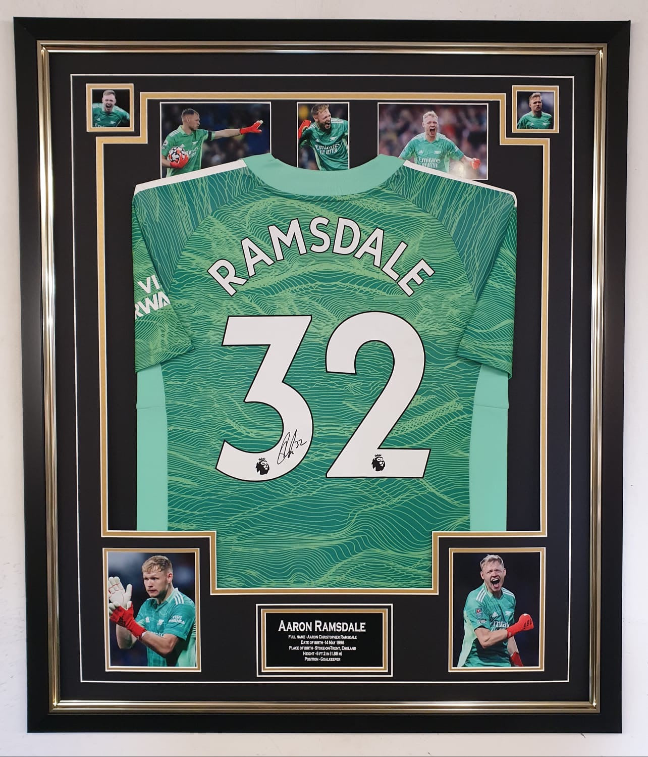 Ramsdale Signed Shirt - Arsenal Football Gifts & Memorabilia – The Match  Day Shop