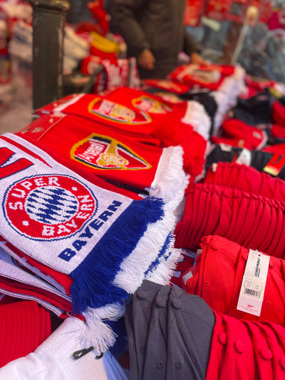 Arsenal v Bayern match scarf