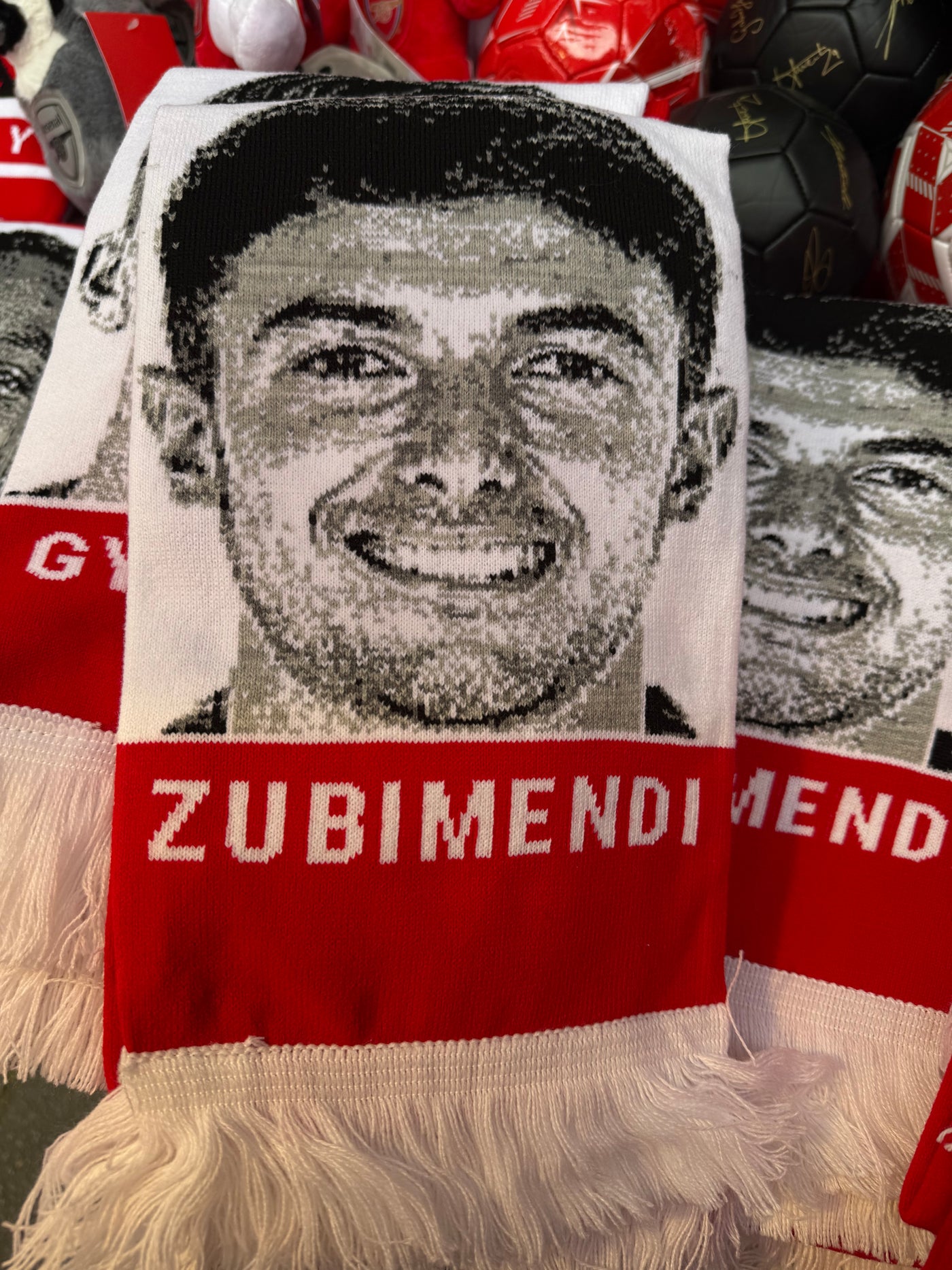 Zubimendi Scarf