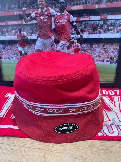Arsenal Red Reverse Bucket