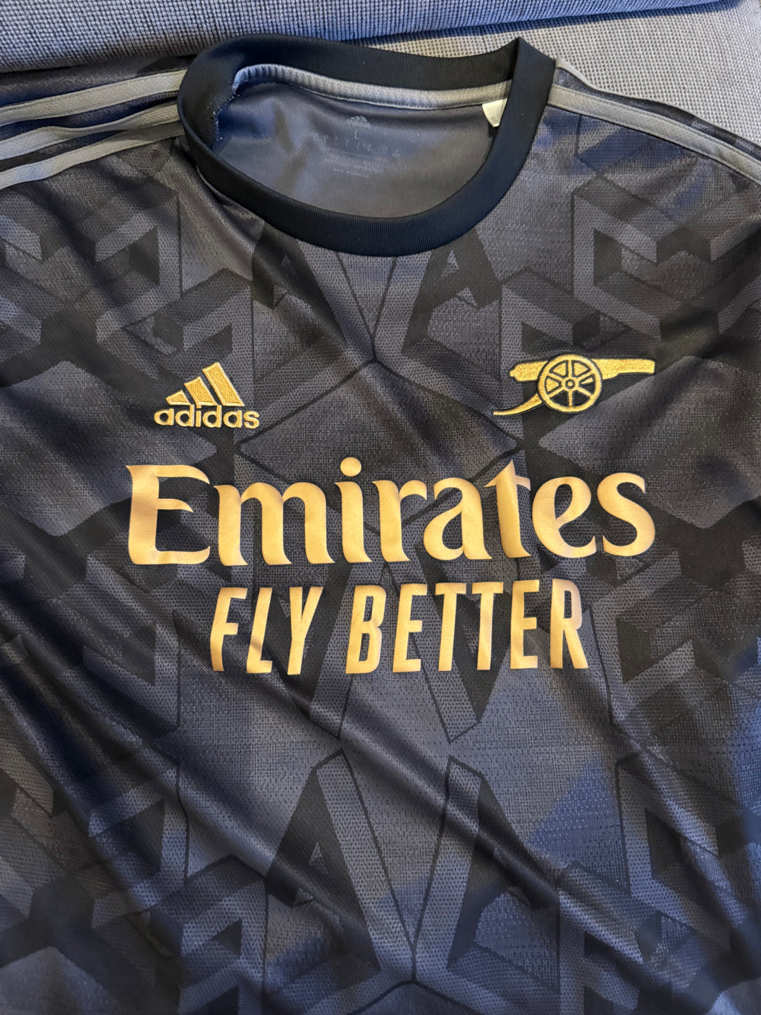Arsenal 22/23 Away Shirt. Saka M – The Match Day Shop