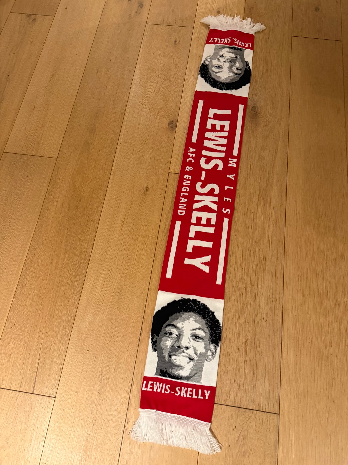 Lewis-Skelly Scarf