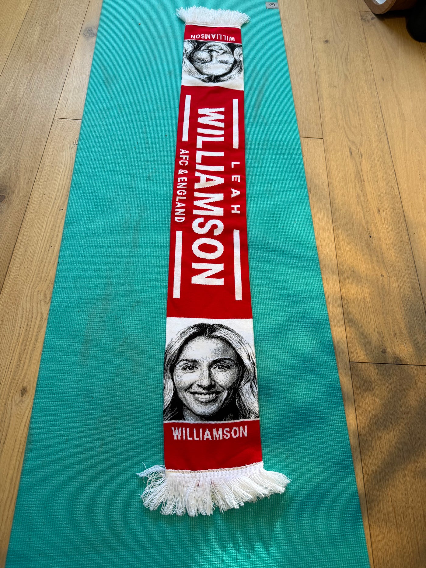 Leah Williamson Jacard Scarf