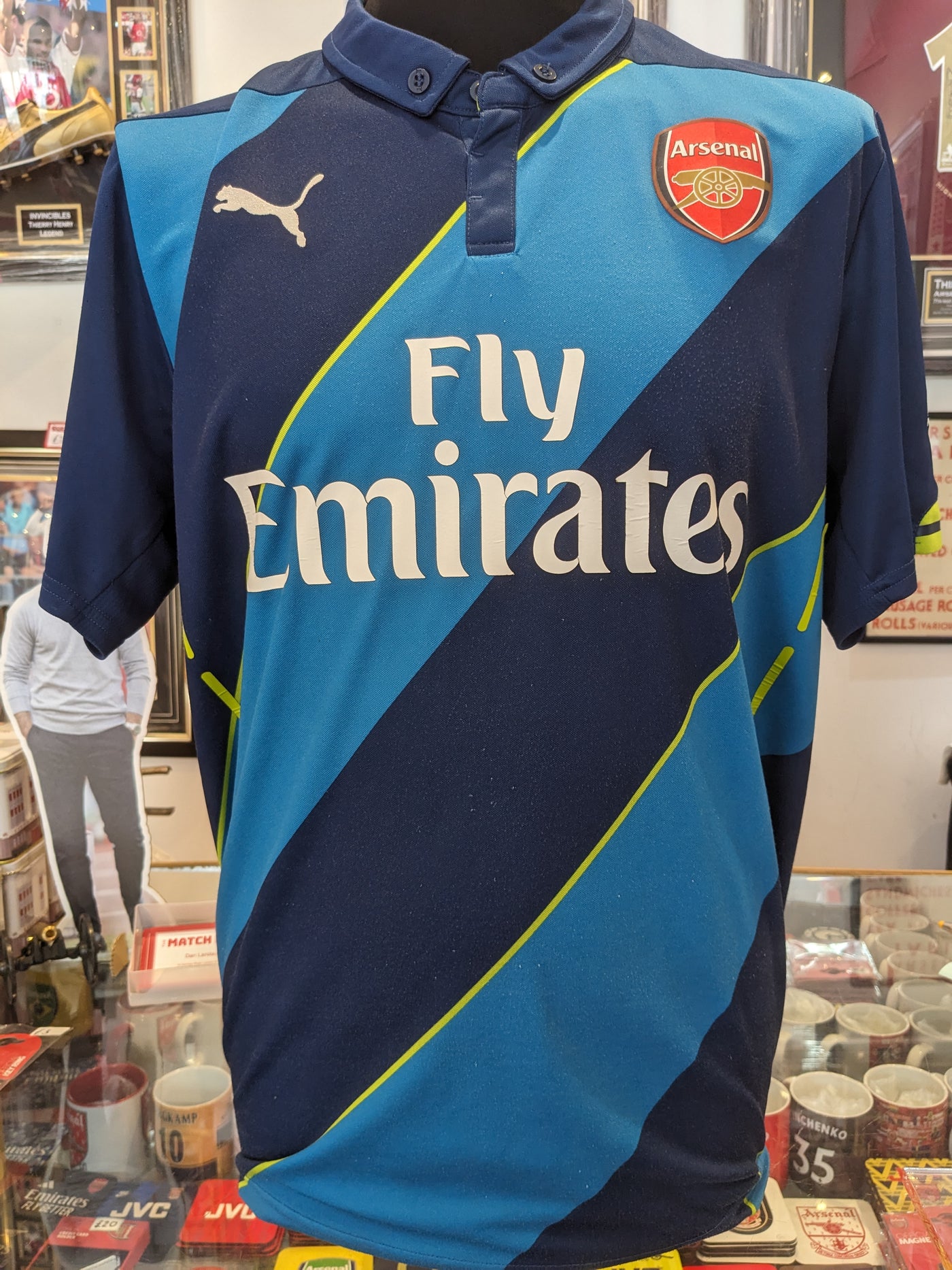 Arsenal FC 14/15 Third Kit