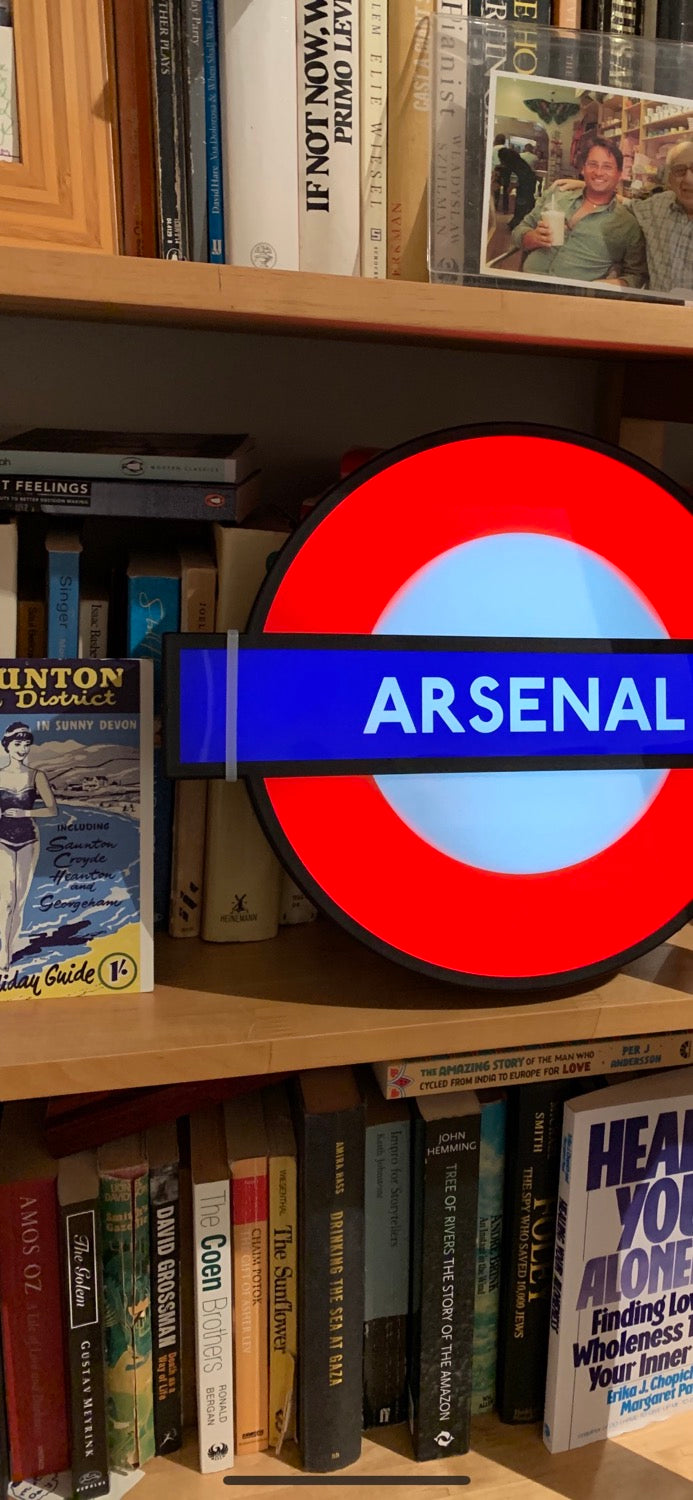 Arsenal Underground Lightbox Sign